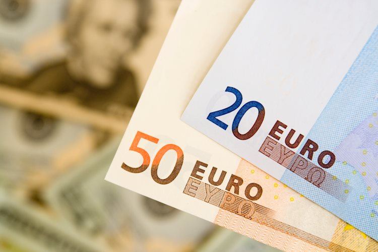 EUR/USD Price Forecast: The first upside barrier emerges above 1.1200, eyes on the overbought condition