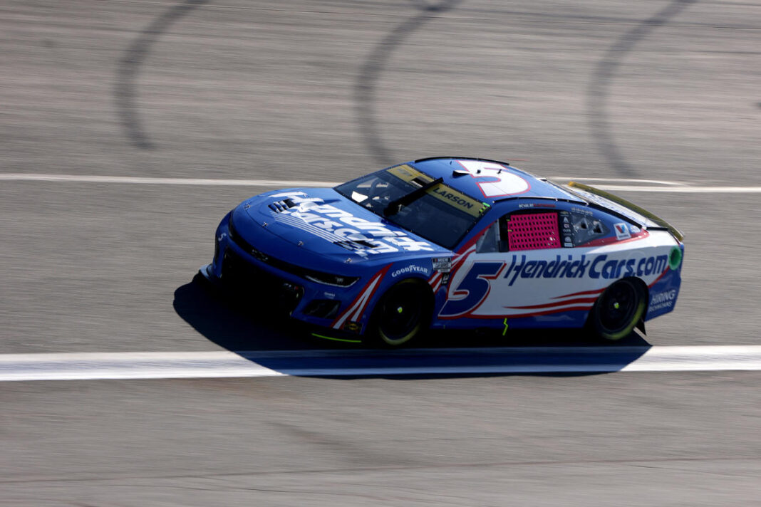 NASCAR: Kyle Larson wins at Roval as Logano, Cindric, Suarez and Briscoe get bumped from playoffs